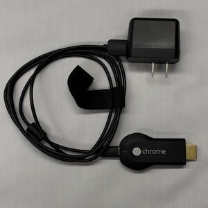 Google Chromecast 1st Generation HDMI Media Streaming Device Model H2G2-42 Black